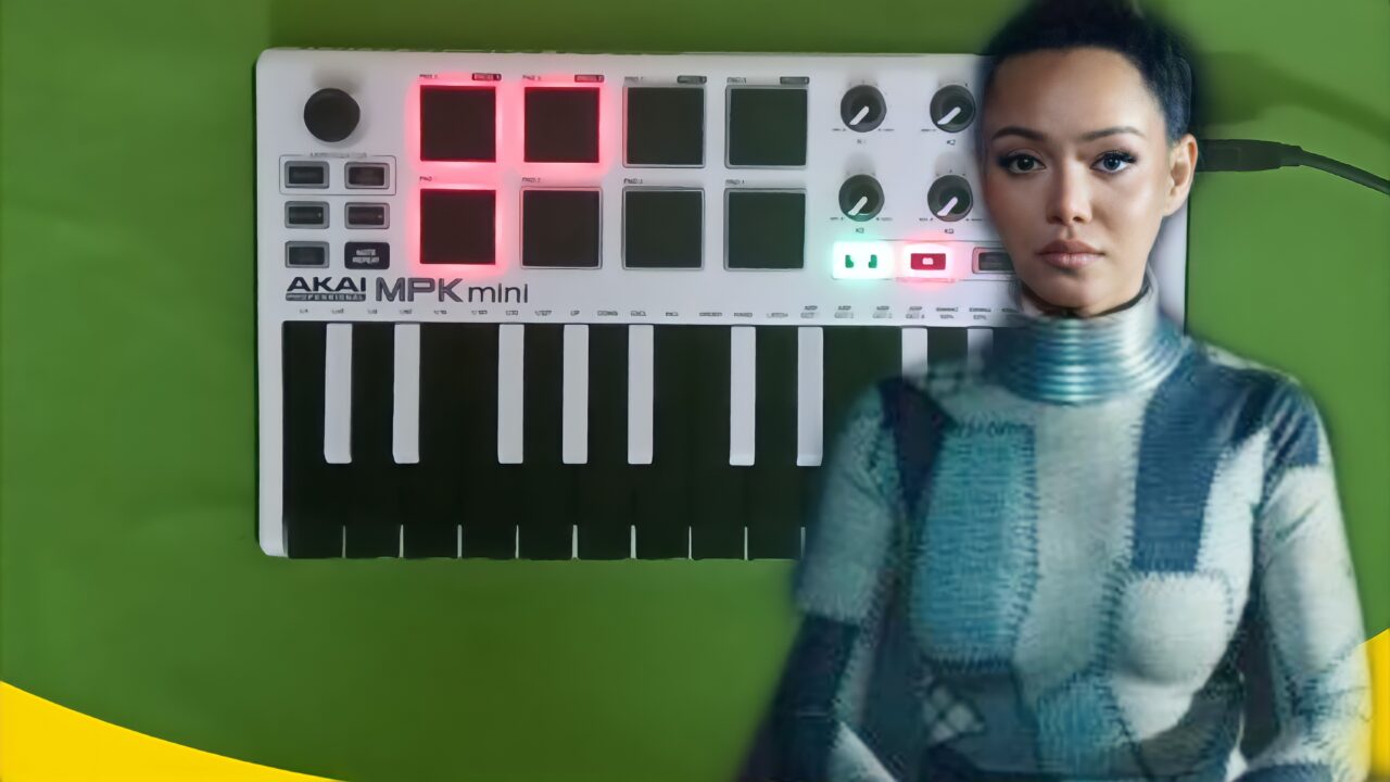 Build a Bitch Piano Notes Thumbnail